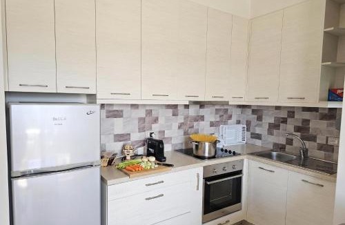 Orikum Apartment | Apartment With Pool View 001 - Happy Rentals