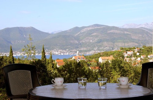 Radovici Apartment | Apartments Camilla