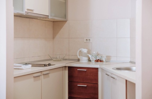 Petrovac Apartment | Apartments Del Mar - Comfort one bedroom apartment with pool