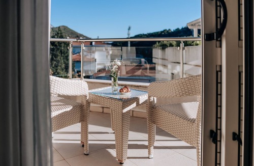 Petrovac Apartment | Apartments Del Mar - Comfort one bedroom apartment with pool