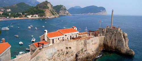 Petrovac Apartment | Apartments Djedovic