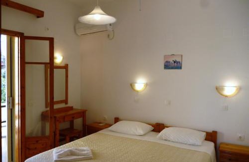 Agios Georgios Pagon Apartment | Apartments Giannis Corfu