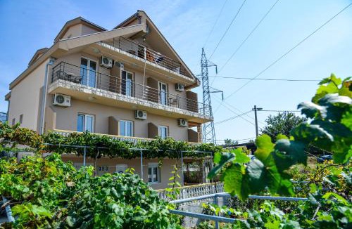 Mrcevac Apartment | Apartments Ivana