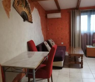 Zgrade Apartment | APARTMENTS JULIA