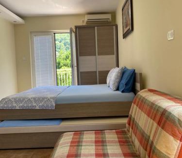 Donji Morinj Apartment | Apartments Lalević