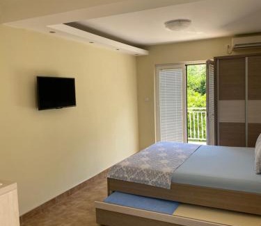 Donji Morinj Apartment | Apartments Lalević