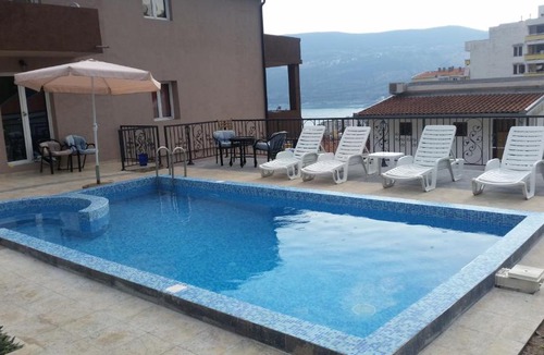 Topla Apartment | Apartments Lav Costas