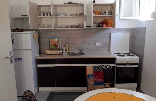 Burtaisi House | Apartments Maljevic Number 1