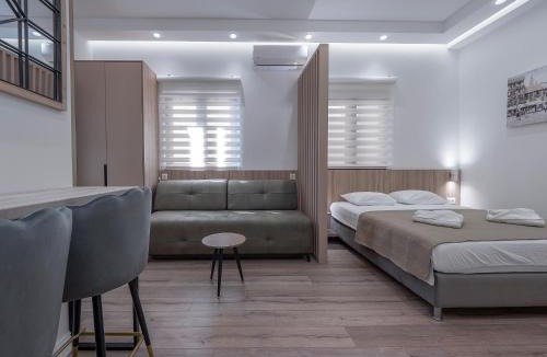 Maini House | Apartments Mary