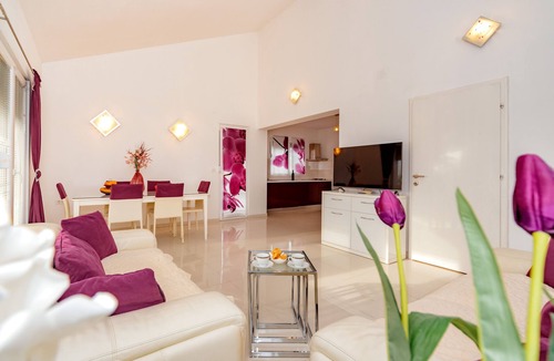 Kaluđerac Apartment | Apartments Maslina - Two Bedroom Apartment with Sea View