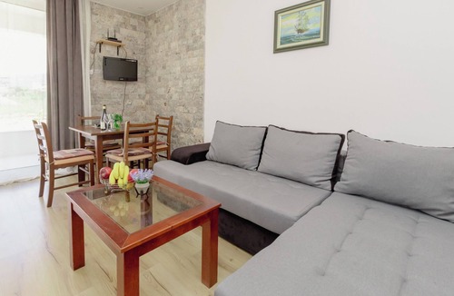 Gjerana Apartment | Apartments Medo