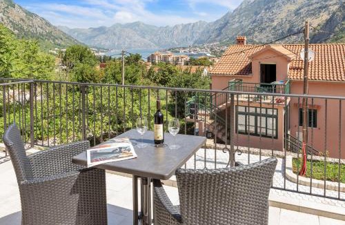 Skaljari Apartment | Apartments Mezini 11