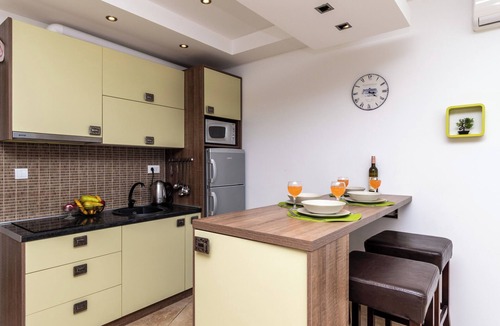 Sutomore Apartment | Apartments Oktopus (39581-A2) - Sutomore
