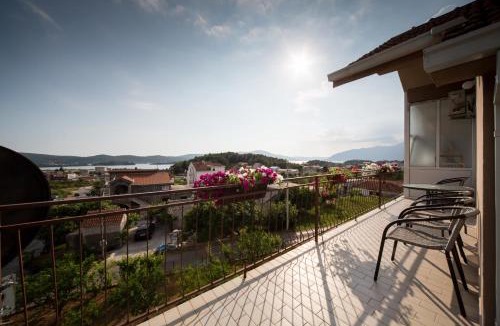 Mrcevac House | Apartments Pavićević