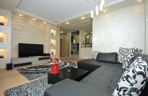 Maini Apartment | Apartments Richmond Delux