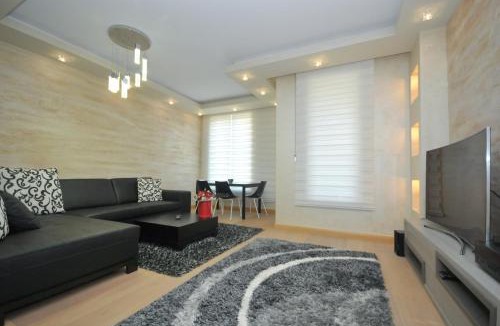 Maini Apartment | Apartments Richmond Delux