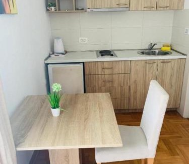 Golubovina House | Apartments & Rooms Vuksanovic Ivana