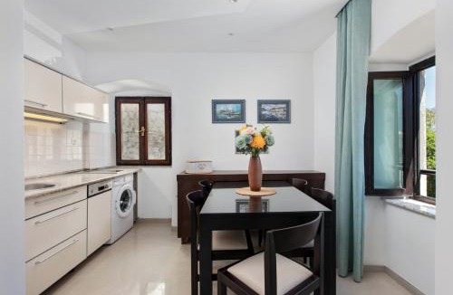 Prcanj Apartment | Apartments Saxo