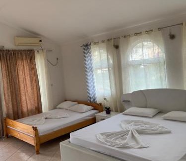 Gjerana House | Apartments Solmira