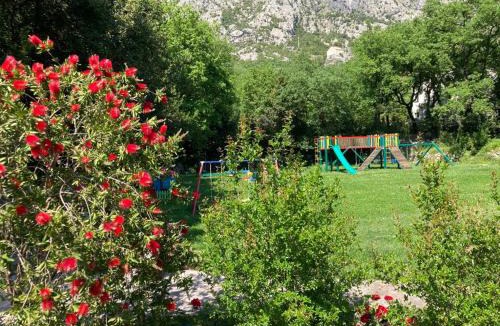 Orahovac Apartment | Apartments Villa Eden