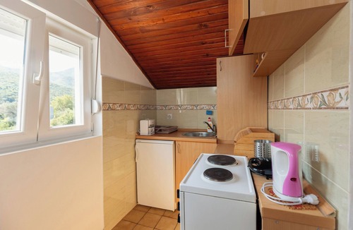 Bijela Apartment | Apartments Villa Mia (114661-A1) - Bijela