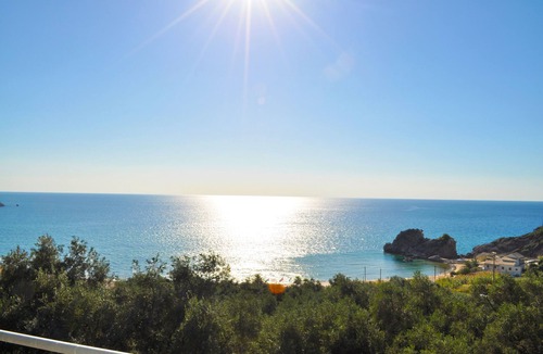 Parelia Apartment | Apartments with Swimming Pool and Sea View - Pelekas Beach, Corfu