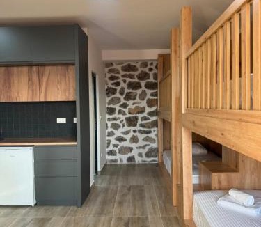 Radanovici Apartment | Apartments Zevs Pobrdje