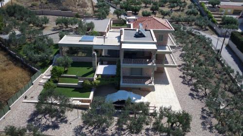 Loutraki Villa | Aphrodite Villa