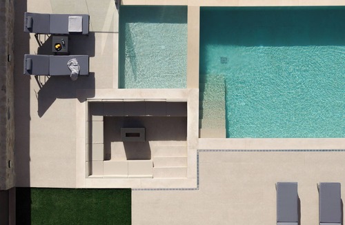 Paliani Villa | Apolonia Villa, with Pool, Jacuzzi & Heritage
