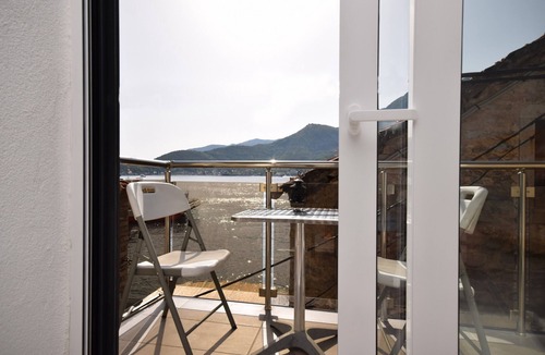 Lepetane Apartment | Appartment By The Sea
