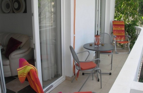 Donji Stoliv Apartment | Apt Adria, A Wonderful Location 50 meters from sea & beach with free car parking