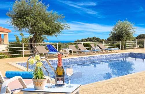 Mathes Villa | Aqua Blue Villas with Heated Pool