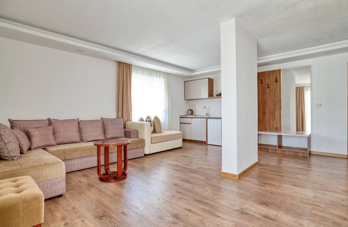 Gjerana Apartment | Aqua Lounge Aparthotel Ulcinj