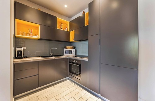 Orikum Apartment | Aquamarine Poolside Apartment | 1BR & Free Parking by PikHost