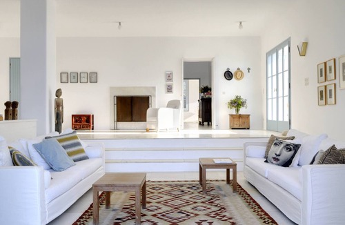 Ios Villa | Architect designed Villa overlooking the Aegean