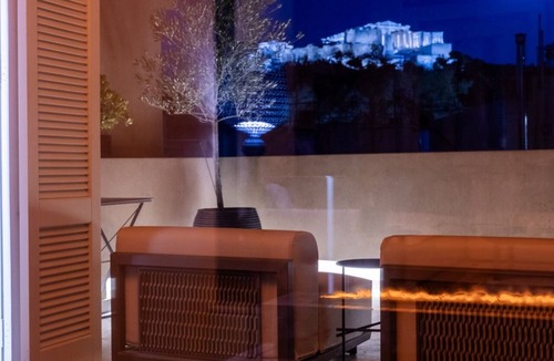 Thissio House | Architect’s Masterpiece Villa with Private Rooftop
