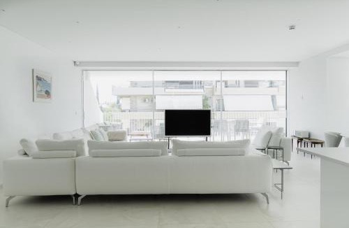 Voula Apartment | Architectural 3BR Luxury Oasis 3rd Floor in Voula