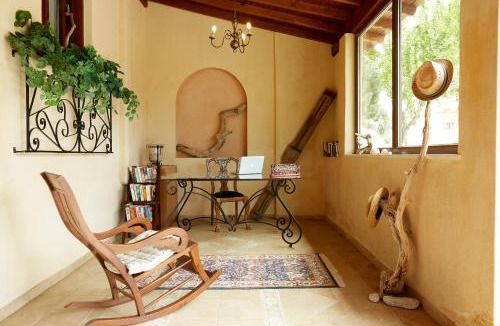 Ouranoupoli House | Archodiko Toliadi Boutique Apartments and Suites