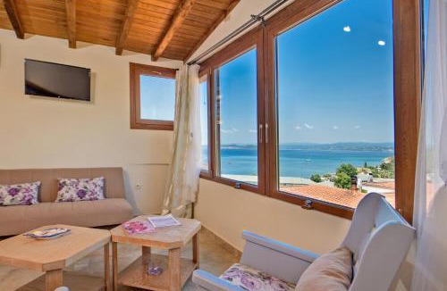 Ouranoupoli House | Archodiko Toliadi Boutique Apartments and Suites