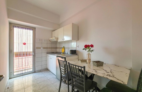Olymbiaki Akti Apartment | ARETI Deluxe Two - Bedroom Suite n. 101 By SDR