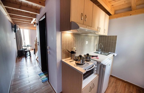 Vassiliki House | Argo Maisonettes & Suites