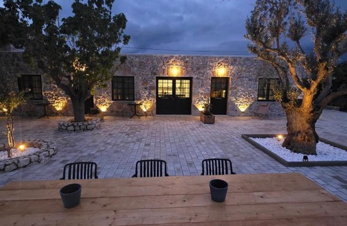 Kilada Apartment | Argolis Rodies Homes