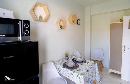 Aigaleo Apartment | Ariadne - Elegant & Chic House in Egaleo/Athens