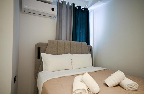 Monastiraki Apartment | Aris Monastiraki Suite by Zeussuites