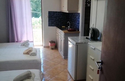 Ag. Georgios Apartment | Armonia Studios