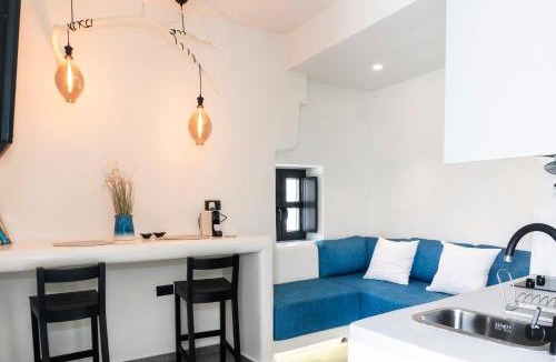 Pyrgos Apartment | Art and Sky