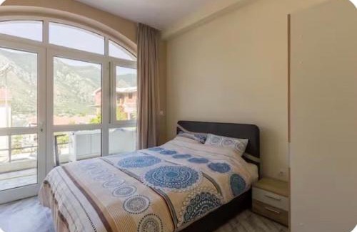 Kotor House | Art GuestHouse