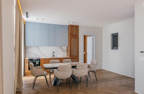 Bar Apartment | Art Residence Holiday Home