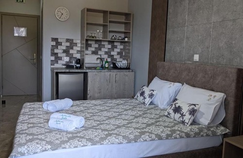 Haniotis House | Artemida Suites