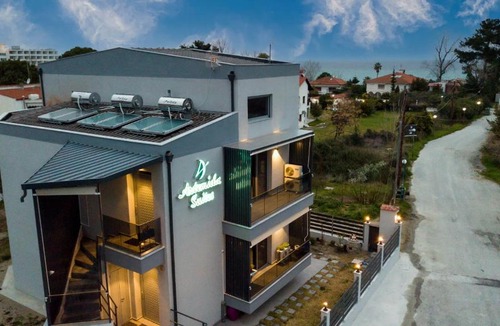 Haniotis House | Artemida Suites
